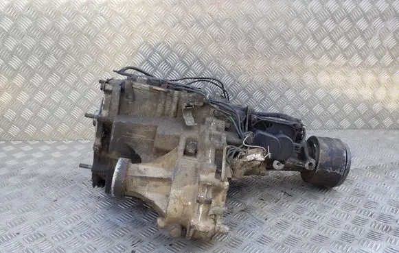 Mitsubishi Pajero Gearbox transfer box case