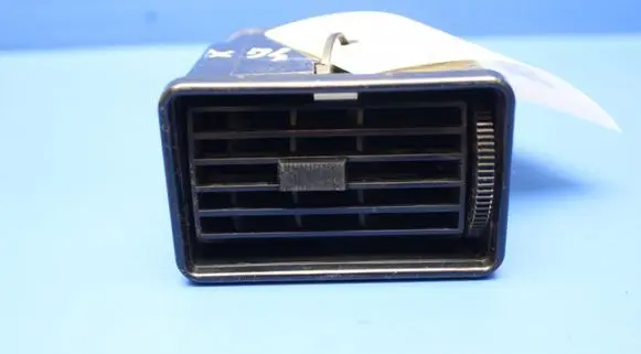 Jaguar XJS Dashboard side air vent grill/cover trim