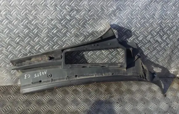 Citroen C3 Wiper trim 9637992277 96.379.922.77