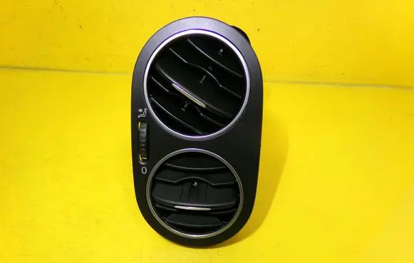 Volkswagen Golf Plus Dashboard side air vent grill/cover trim 5M0819759