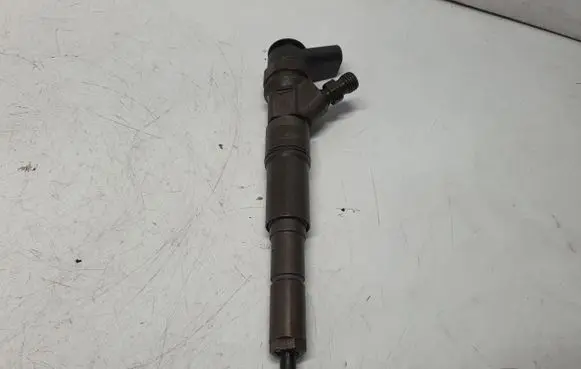 BMW 1 E81 E87 Fuel injector 7794435 13537794435 0445110209