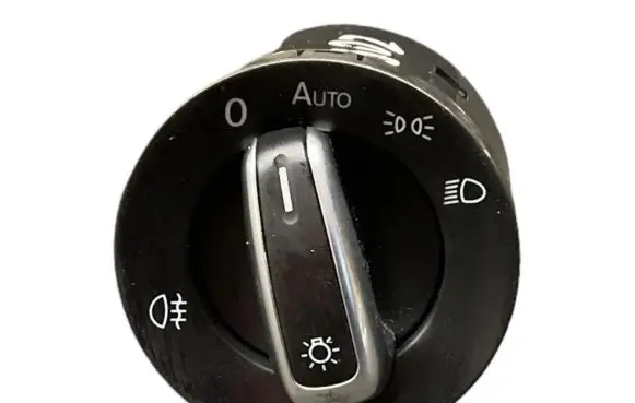 Volkswagen PASSAT B7 Light switch 3C8941431