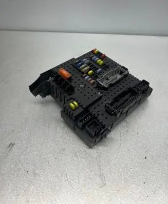 Volvo XC90 Fuse box set 28017881