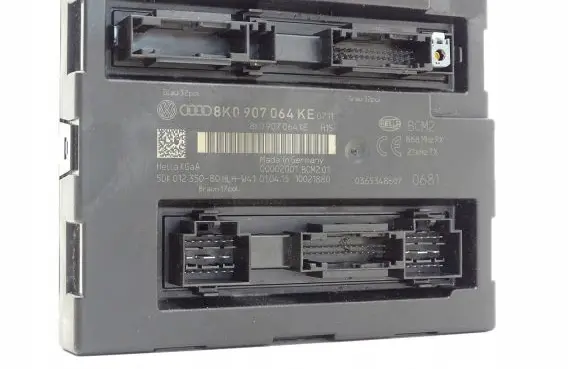 Audi A5 8T 8F Comfort/convenience module