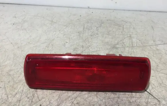 Renault Trafic III (X82) Third/center stoplight 265904849R 93867977 03523000