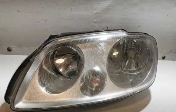 Volkswagen Caddy Headlight/headlamp 2K0941005D