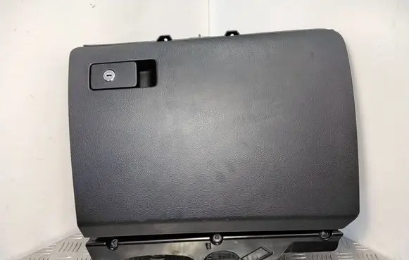 Volkswagen PASSAT B6 Glove box 3C1857101 T0024242 P0108675