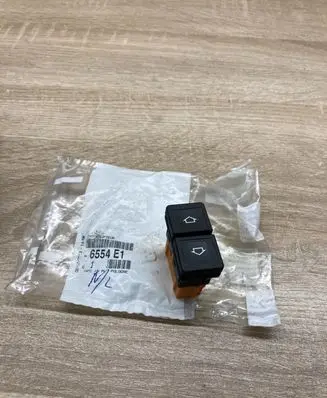 Citroen Xsara Electric window control switch 6554E1