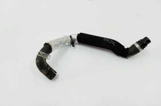 Volvo XC40 Engine coolant pipe/hose 3233972