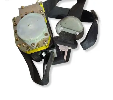 Toyota Yaris Rear seatbelt 732200D020 040838