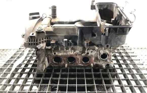 Toyota Yaris Engine head 1KR-FE