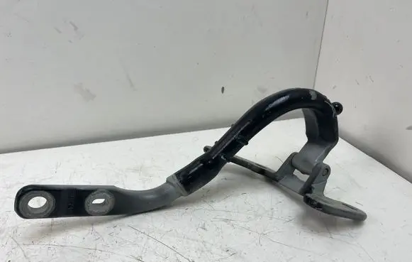 Mercedes-Benz R W251 Loading door upper hinge A2517400437