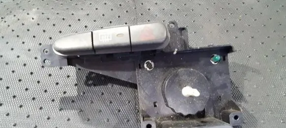 Toyota Yaris Hazard light switch 758294