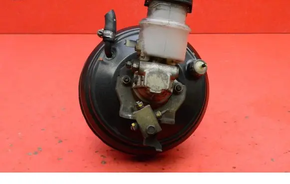 Opel Frontera B Brake booster 97137066
