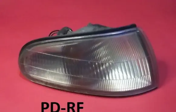 Hyundai Coupe Front indicator light 92302232 015547