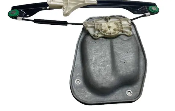 Volkswagen Jetta V Rear window lifting mechanism without motor 994857107 118107 973916