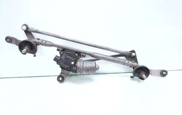Opel Insignia B Front wiper linkage and motor 13471429