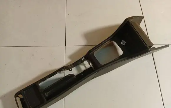 Opel Astra F Center console 90450407