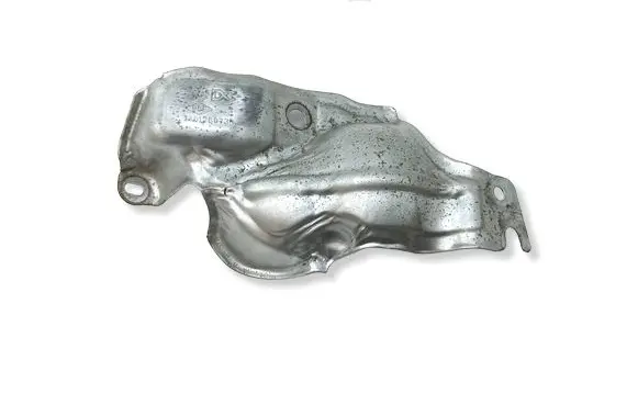 Nissan Navara D23 Heat shield in engine bay 140136073R