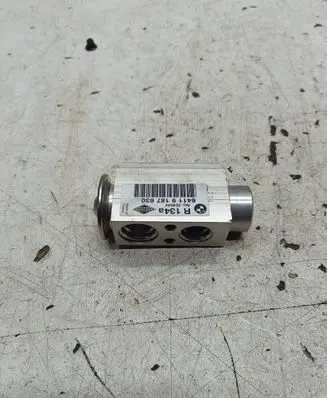 BMW X6 E71 Air conditioning (A/C) expansion valve 9187630 R134A