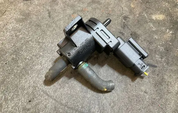 Peugeot Expert Turbo solenoid valve 9665558580 200141143