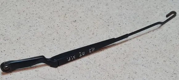 Audi A3 S3 8L Front wiper blade arm 1J1955409A