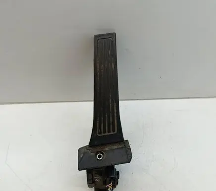 Hyundai i40 Accelerator throttle pedal 327263Z900