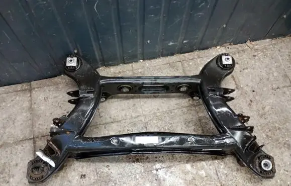 Mercedes-Benz SL R231 Front axle beam A2043520006