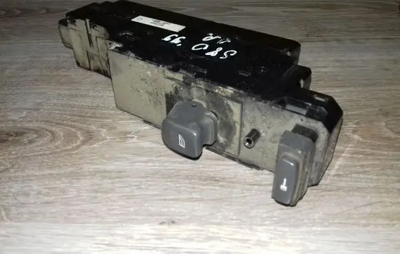 Volvo S80 Electric window control switch 8622040