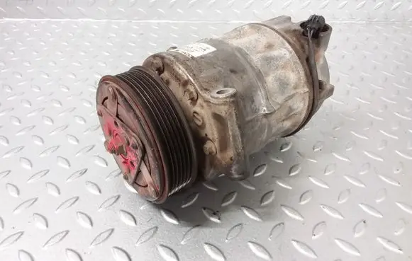 Land Rover Range Rover L405 Air conditioning (A/C) compressor (pump) 9X2319D629DB