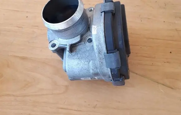 Peugeot 308 Throttle valve 9673534480