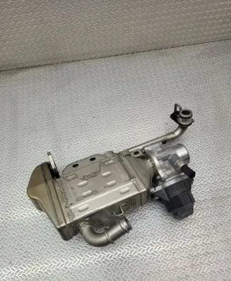 Mercedes-Benz CLA C118 X118 EGR valve cooler A6541402901 A6541400300