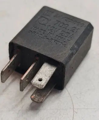 Opel Zafira A Other relay 24432680 12V20A 70221