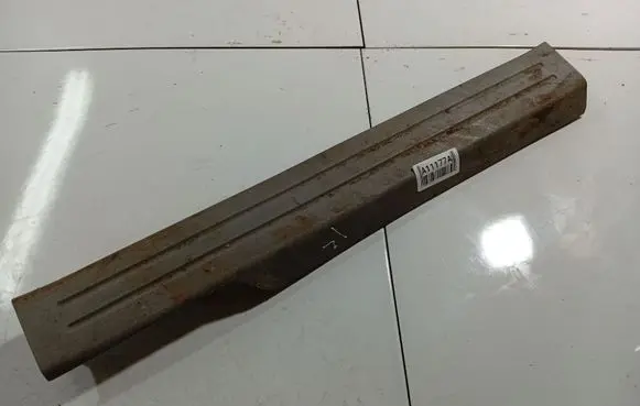 KIA Sorento Rear sill trim cover 858703E000