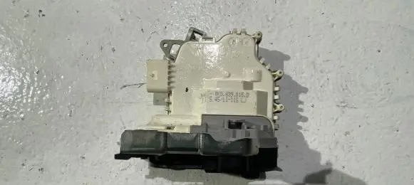 Audi Q5 SQ5 Rear door lock 8K0839015D