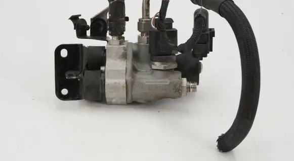 Skoda Octavia Mk3 (5E) LP gas reducer 1S0906035B 5Q0906009F