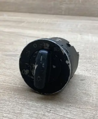 Volkswagen Golf V Light switch 1K0941431B