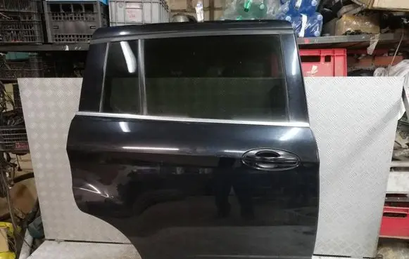Ford Grand C-MAX Rear door