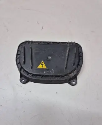 Audi A6 S6 C7 4G Headlight/headlamp dust cover 17606000
