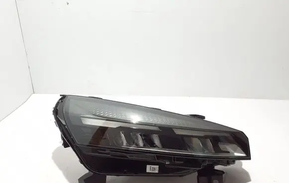 Renault Clio V Headlight/headlamp 260103507R