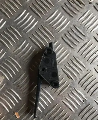 Peugeot 407 Engine bonnet (hood) release handle