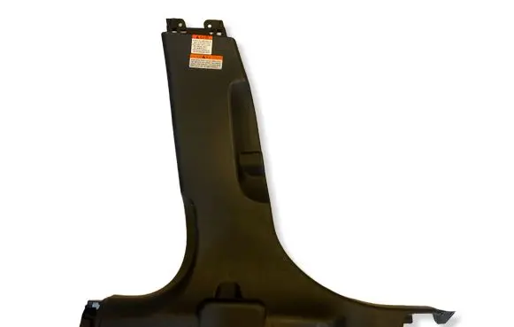 Maserati Ghibli (B) pillar trim (bottom) 06700729250