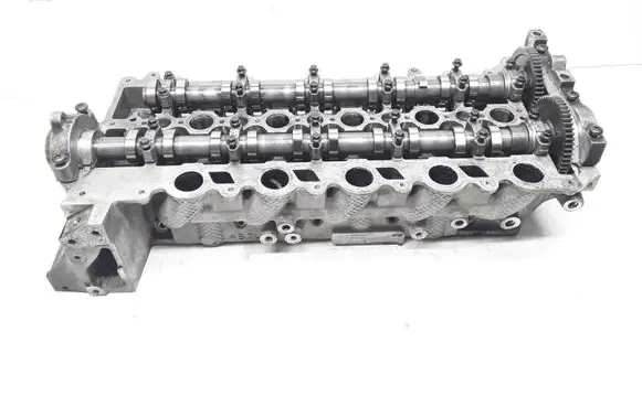 Volvo C70 Engine head 31401466 P0031401468 31258092
