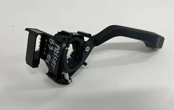 Volkswagen PASSAT B3 Wiper control stalk 14057624