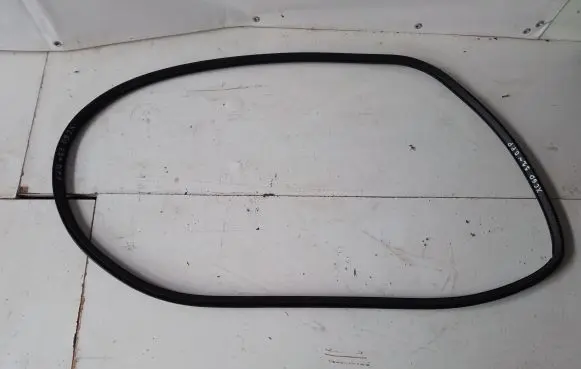 Volvo XC60 Front door rubber seal