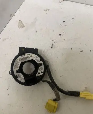 Honda FR-V Airbag slip ring squib (SRS ring) F0XQ640AW