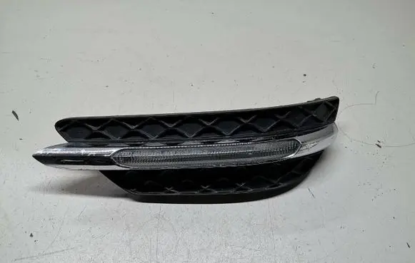 Mercedes-Benz C W204 Front bumper lower grill A2048803324