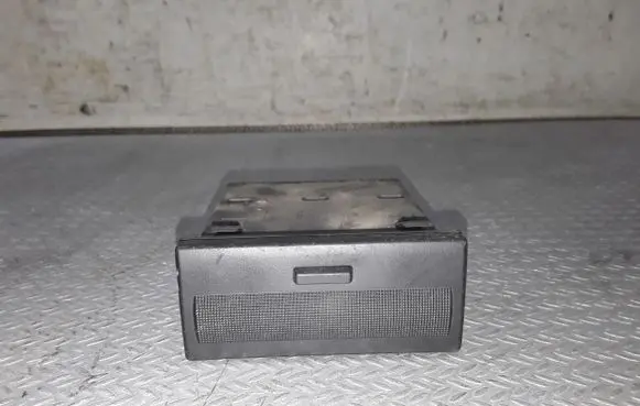 Audi A4 S4 B5 8D Dashboard storage box/compartment 8D0941561
