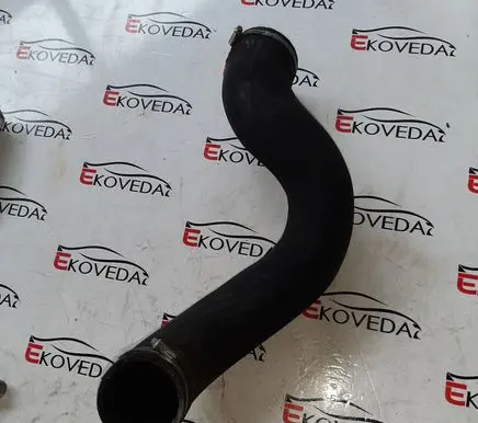 Volvo XC60 Intercooler hose/pipe