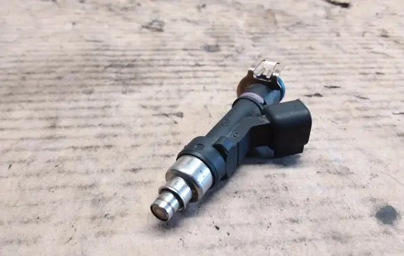 Mazda 6 Fuel injector 0280158157